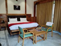 Hotel cm Palace - Pure Vegetarian