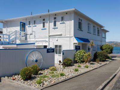 Moana Lodge