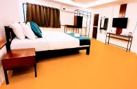 Cashew Leaf Resort, Goa Hotels in Niravade