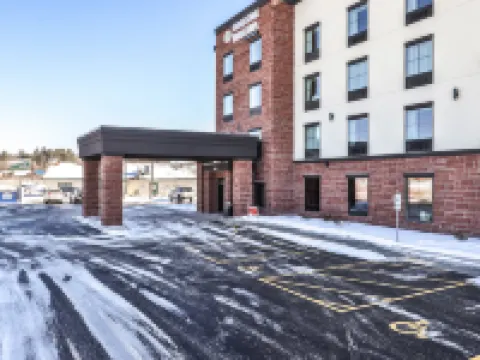 Cobblestone Hotel & Suites - Rhinelander Hoteles en Rhinelander