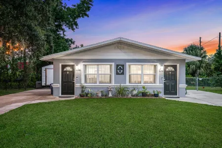 #3 Charming 2 Bdrm -1 Bath - Boat Parking Incl. - Convenient Location Отели в г. Хомосасса-Спрингс