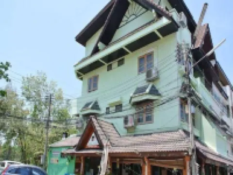 Phunyanuch Hotel