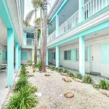 Unit 3 Blocks Gulf to Beaches Historical Museum! Hotel Exterior