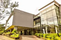 Bela Hotel Ternate 파킹 에어리어 펠라부한 세무트 주변 호텔