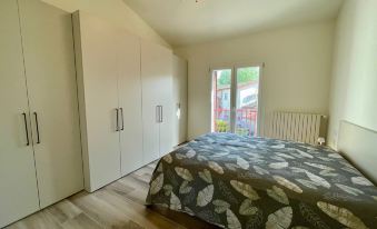 Spacious villa on two floors with corner garden