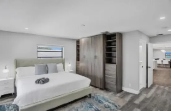 7BR w/ Heated Pool Jacuzzi, Theatre