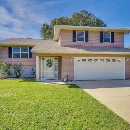 Sebastian Home w/ Large Deck Near Golfing & Beach