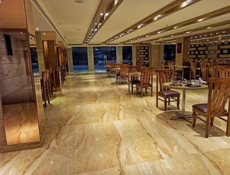 Hotel Shemron Отели в г. Неемрана