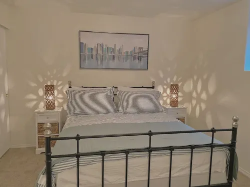 Beautiful 1Br Condo at Cozy & Safe Neighbourhood