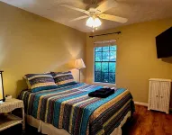 Private Boat Ramp, Dock, Pet Friendly, Screen Porch, Firepit, Fish, Kayak, Relax