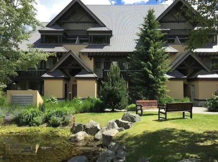 Lagoons Family Retreat