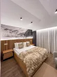 Moon Village Comarnic Hotel a 