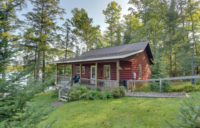 Waterfront Mercer Cabin w/ Wraparound Porch!
