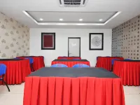 Ada Hotel & Apartment
