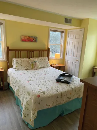 Gorgeous Harbor Village  2 bedroom 2 bathroom condo