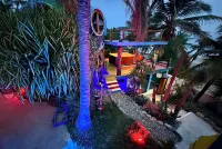 Beachfront Paradise Boutique Hotel - Family
