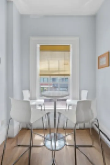 Historic Flat Best DT Location