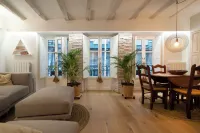 Tu refugio en el centro, a pasos del mar – 2 hab.