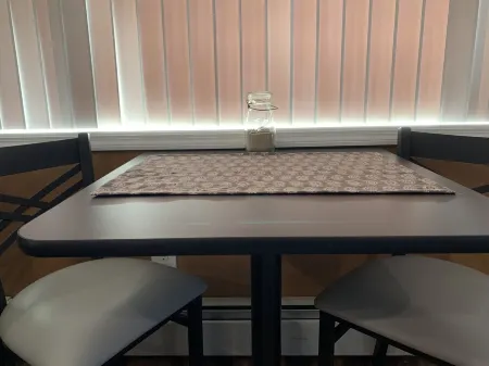 Close to Wineries Brewery Restaurants Ski Historical HikingTrails Hudson River