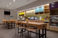 Home2 Suites by Hilton Galveston - 朝食