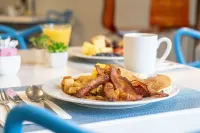 DoubleTree by Hilton Alana - Waikiki Beach - breakfast