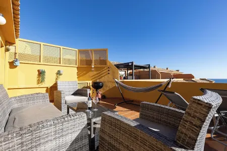 Stunning Seaview duplex penthouse apartment near Duquesa Port, Manilva.