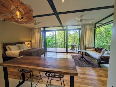 Casa Ibu 4 Br Ocean Breeze Luxury Villa with Private Pool and Lush Gardens