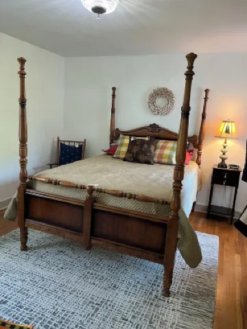 Charming 3-bedroom house in lovely Rome with WiFi, AC