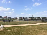 Sophisticated + Cozy Home in Bentonville, Arkansas 森特頓住宿飯店