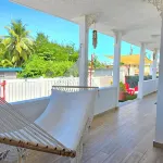 Exclusive Beachside Getaway: Private Pool and Beach Steps Away Hotels in Húcares