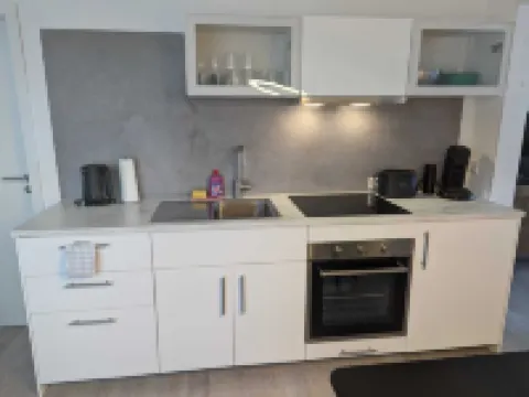 Gemütliches Studio für Vier Personen im Erdgeschoss in der Nähe vom Maxipark