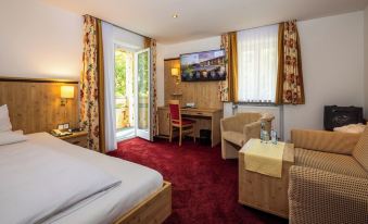 Alm- & Wellnesshotel Alpenhof