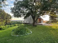 Private 13-Acre Escape — Renovated 3BR Home with Stunning 360° Views Hotels in Hillsdale
