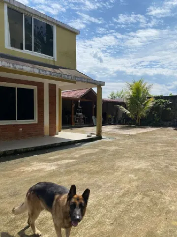 Tena, Hermosa y acogedora casa