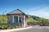 Discover a peaceful retreat tucked between Vacaville and Fairfield, California.