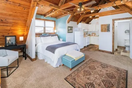 Cozy Loft on Main over Ooey Gooey Cafe