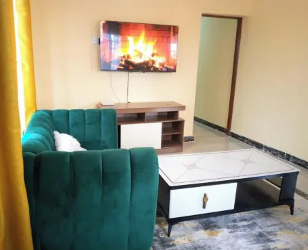 Roma Stays- Stylish modern two/one bedroom in Busia near Weighbridge Отели в г. Шансу