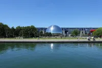 Paris/le Pré St Gervais Avec Terrasse Hotel a Le Pre-Saint-Gervais