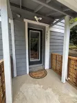 Cozy 2-bedroom basement ADU in charming Oregon City with WiFi & AC Hotels in Oregon City