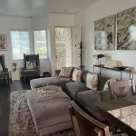 House of Gordon Gartrale - Near LAX & Sofi!  Family-Sized Condo In No. Inglewood