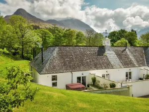 Glencoe House