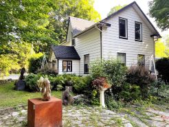 The Artists' House Retreat & Studio