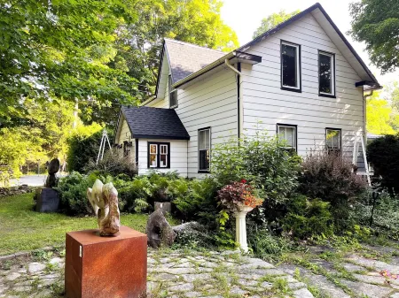 The Artists' House Retreat & Studio Отели в г. Ноттава