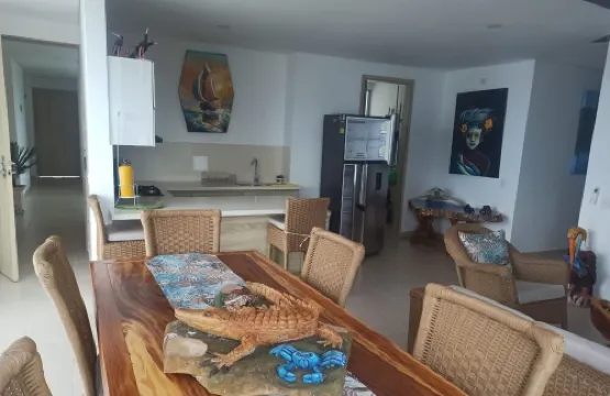 Cozy Apartment: Pool and Ocean Front. Apt 603 Edif. Fontaine Bleu, Coveñas