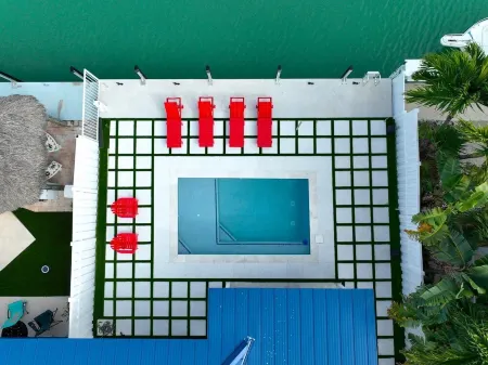 Lady O's Retreat - Key Colony Beach