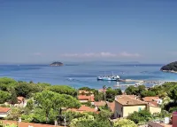 "The Lemon House 2" in Cavo Hotels in Rio