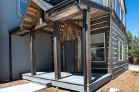 Luxurious Executive Rental - 3Bed / 3 Bath - 30+ Days Required