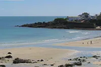 Sunny Corner Self Catering Holiday Cottage on the Lizard in Cornwall.