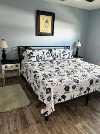 3-minute walk to private Beach - Recently Updated! In-unit Washer & Dryer