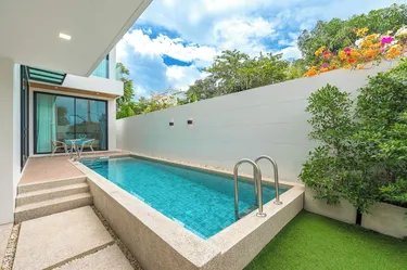 รูปภาพของที่พักสร้างใหม่ 3 ห้องนอน พร้อมสระว่ายน้ำ ใกล้ชายหาด วี190